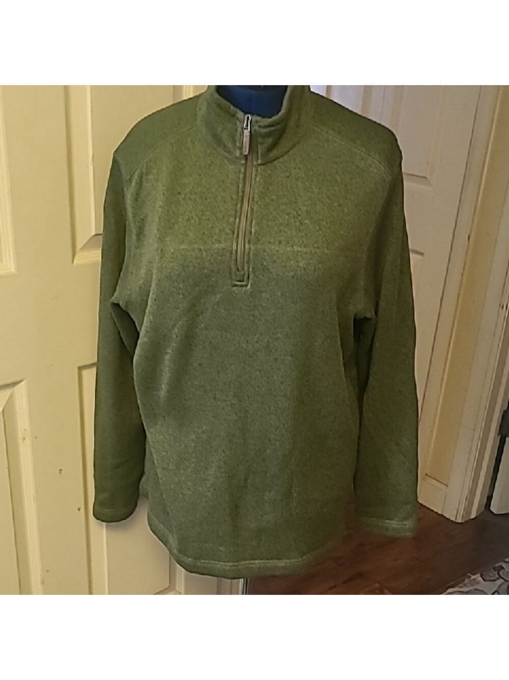 G H Bass & Co.Men's olive Green Half-Zip mock turtleneck.sz.XL tall grand.#1534)